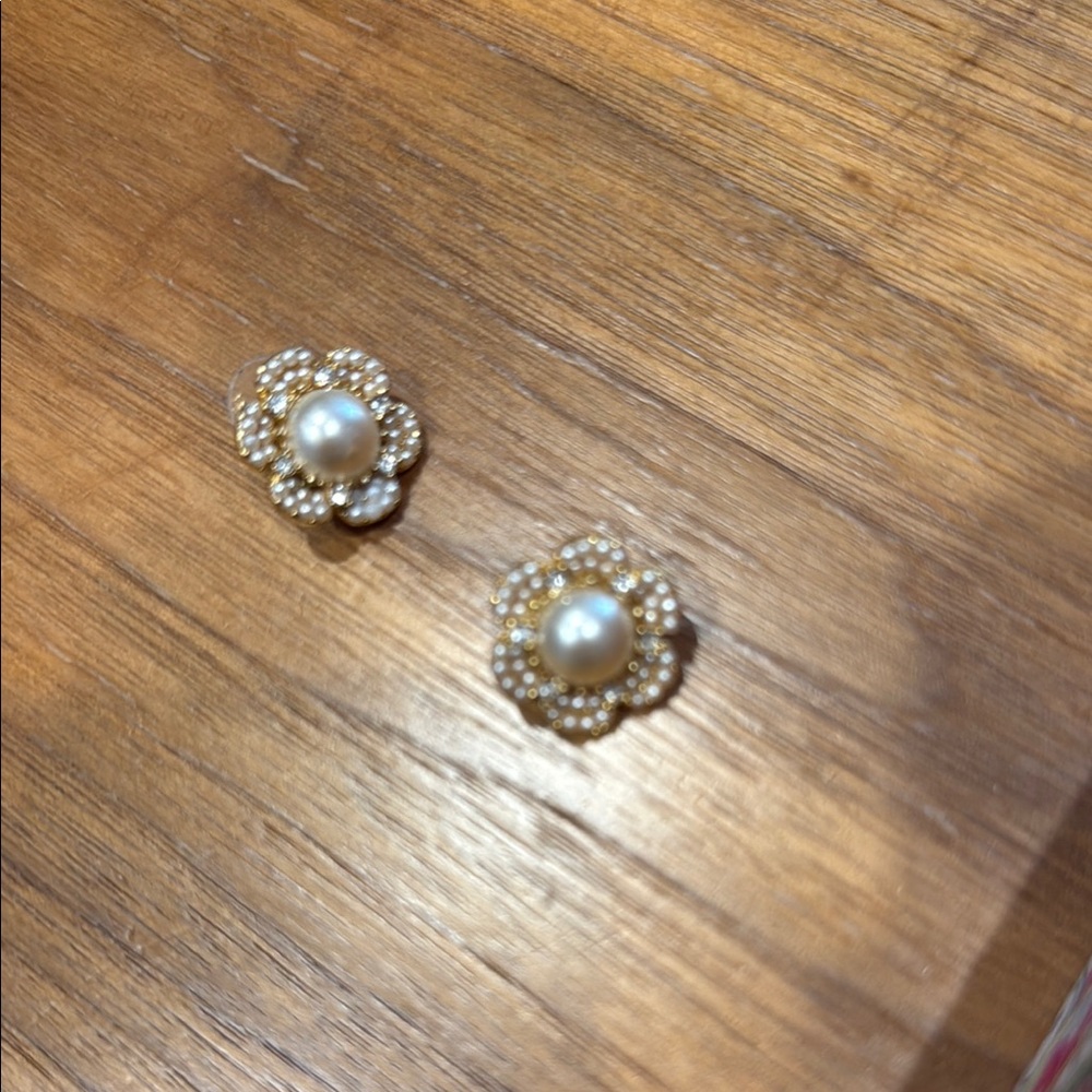 Kate Spade Gold Pearl Cluster Earrings